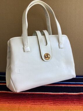 Vintage 1960-70s JR Julius Resnick top handle satchel purse